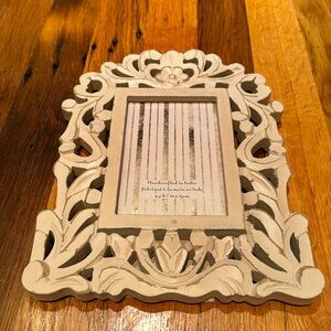 Wooden frame - rustic pale pink
